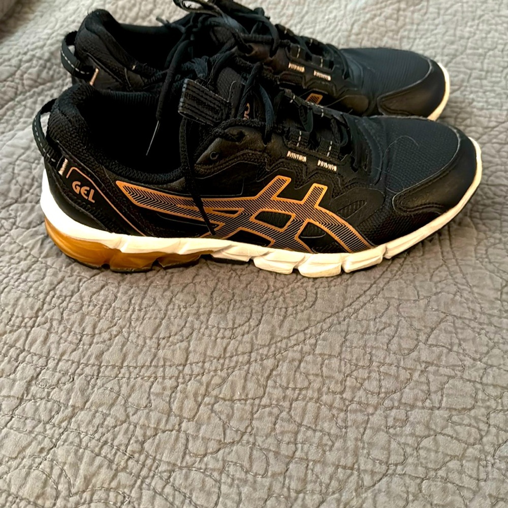 ASICS tennis shoes
